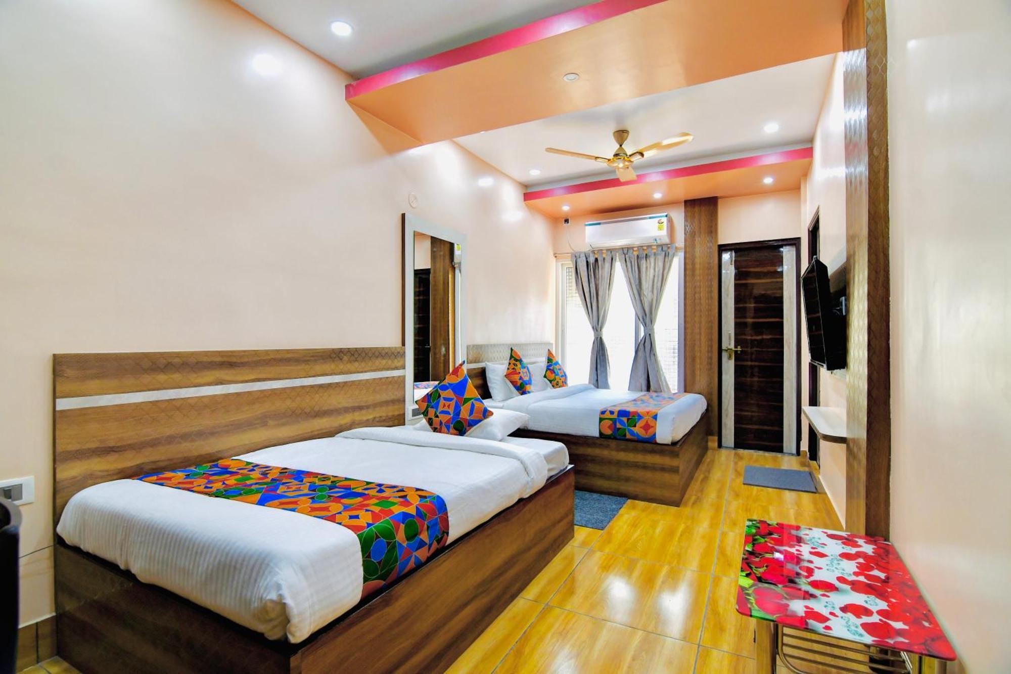 Hotel Kanan Inn Колката Екстер'єр фото